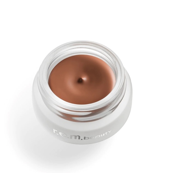 CONCEALER - DEEP 4 C - Picture 2 of 6